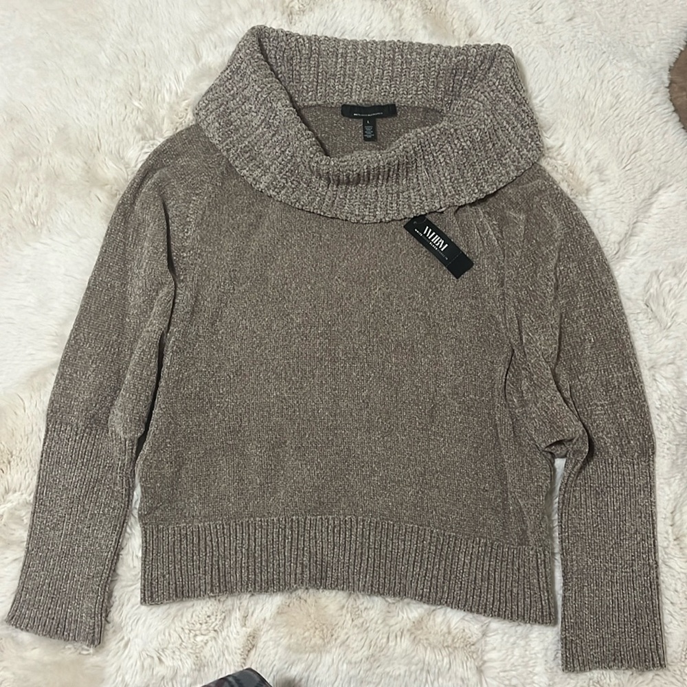 White House Black Market Women Cowl Neck L New